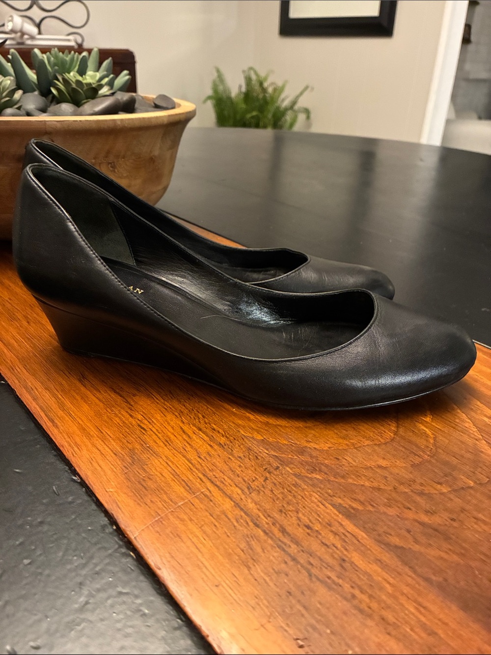 Cole Haan Black Leather Classic Wedge Pumps 8.5 - Picture 14 of 16